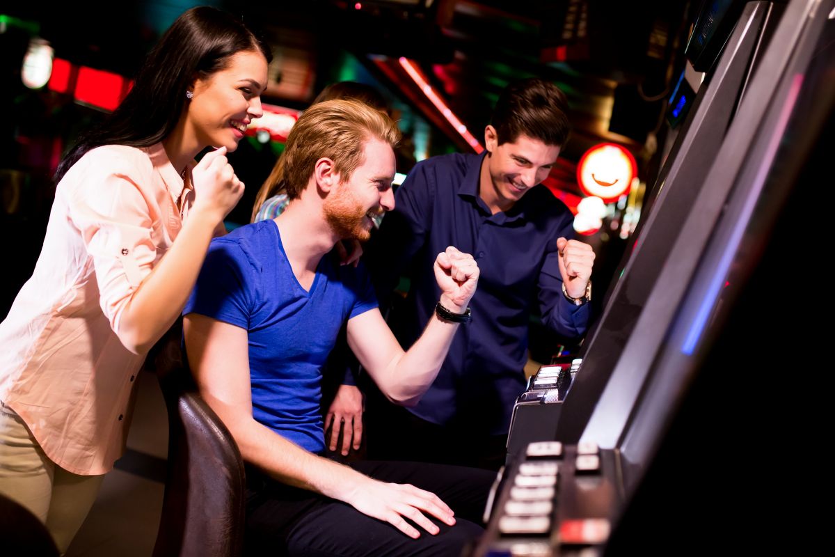Free Online Aussie Pokies: Your Ultimate Guide to Playing Without Risk